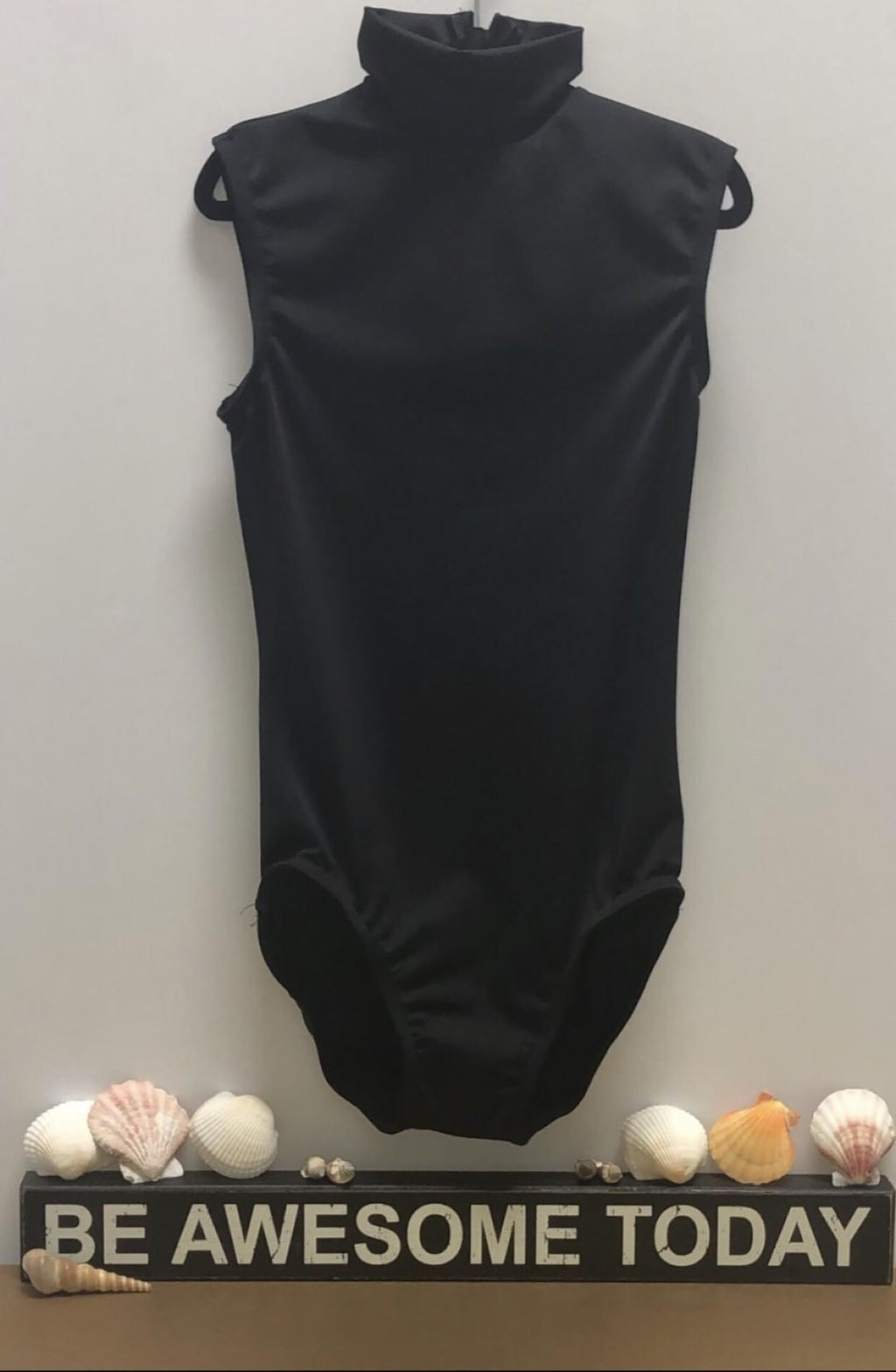 Sleeveless Mock neck leotard